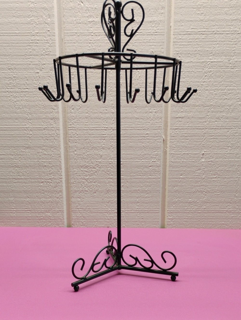 Spinning Jewelry Holder